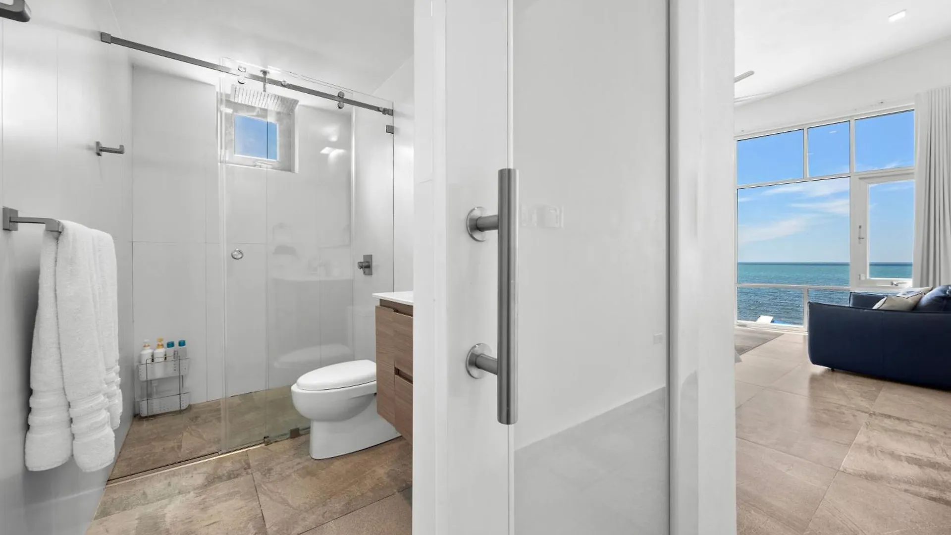 Ocean Front Luxury Villa With Pier And Heated Pool - Self Check In - Vj1 Cabo Rojo